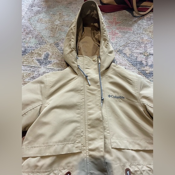 Columbia jacket - Picture 2 of 16
